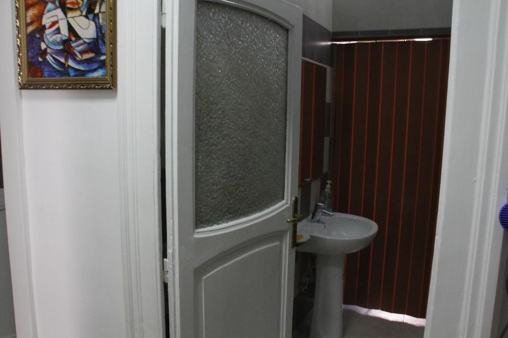نابولي Youthhome B&B الغرفة الصورة